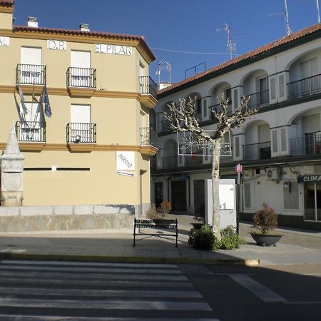 Hostal Dp El Pilar Monesterio Luaran gambar