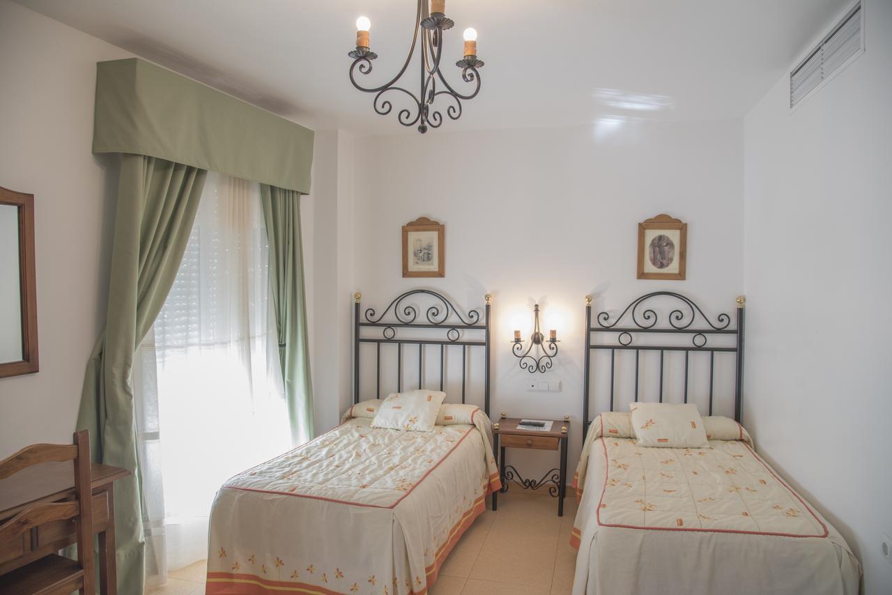 Hostal Dp El Pilar Monesterio Luaran gambar